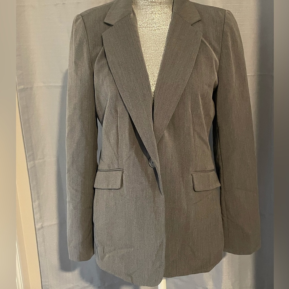 Gray blazer